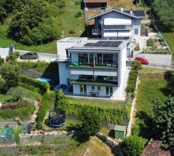 Il Cubo Di Anja Home Of Amazing View Pisogne Exteriör bild